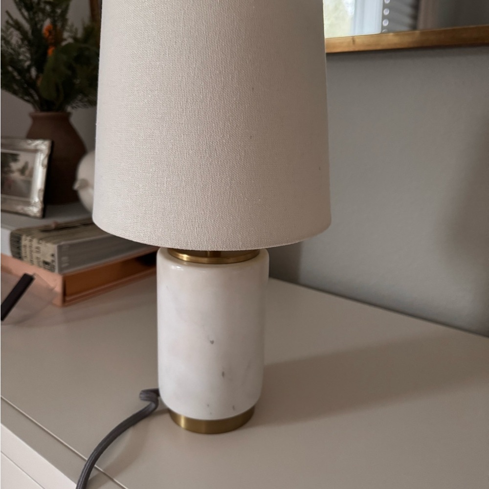 Elegant White Marble Table Lamp